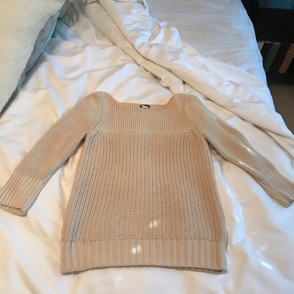 Adorable and comfy sweater !! J crew crew knit